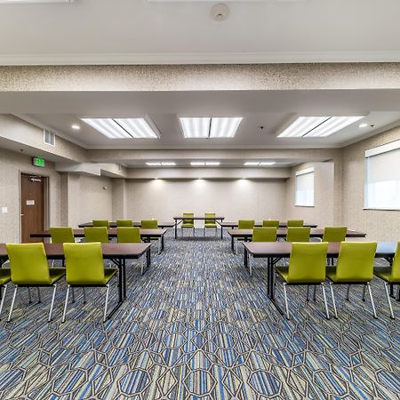 Holiday Inn Express & Suites Fort Worth - Fossil Creek By Ihg Bagian luar foto
