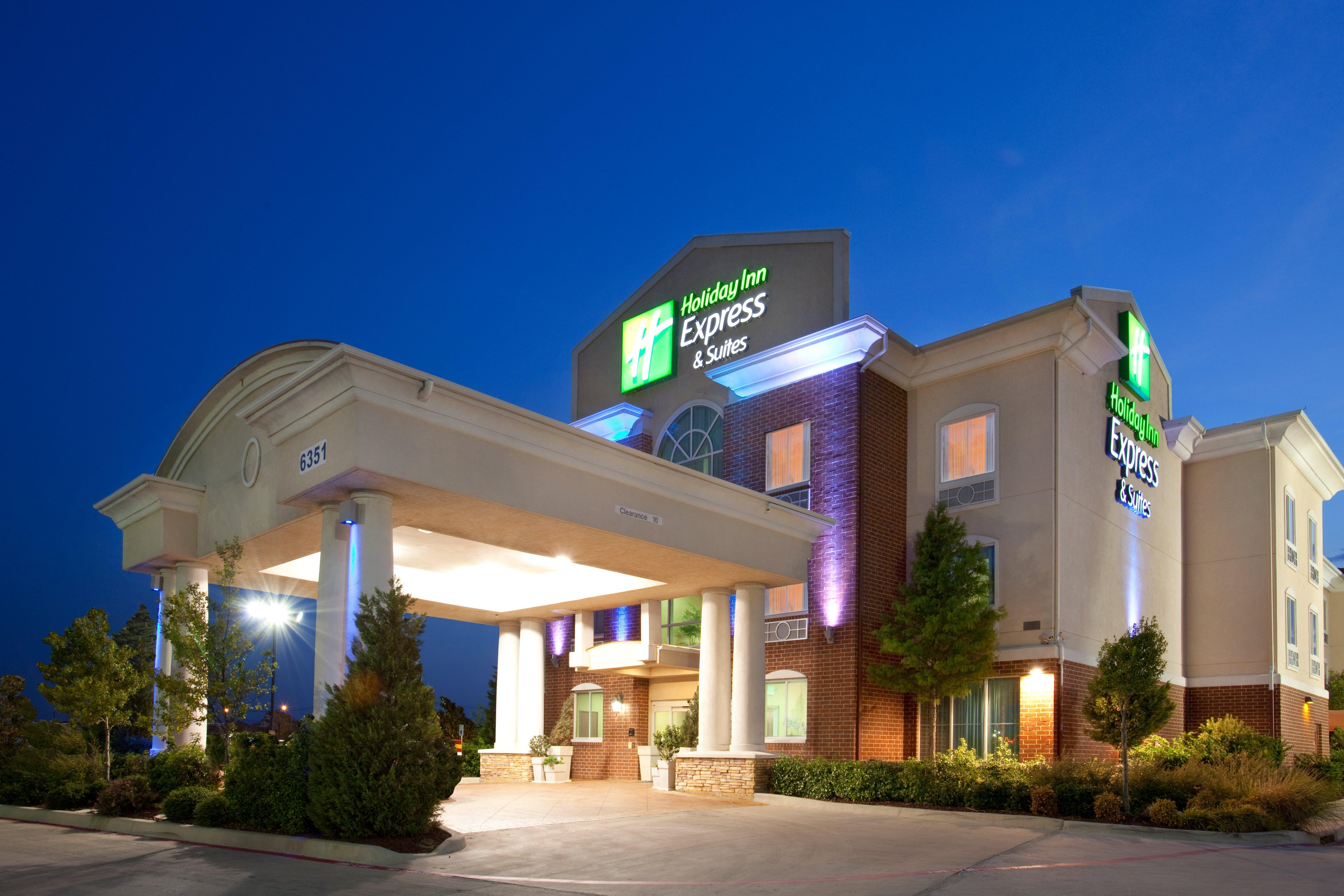 Holiday Inn Express & Suites Fort Worth - Fossil Creek By Ihg Bagian luar foto